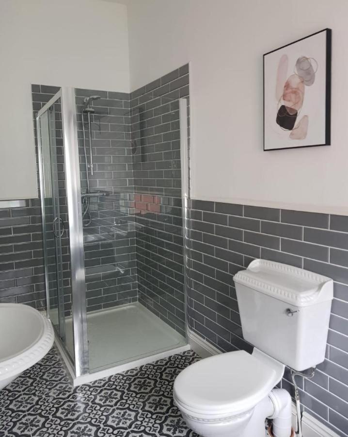 Shop Street Apartment غالواي المظهر الخارجي الصورة