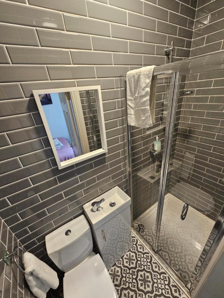 Shop Street Apartment غالواي المظهر الخارجي الصورة